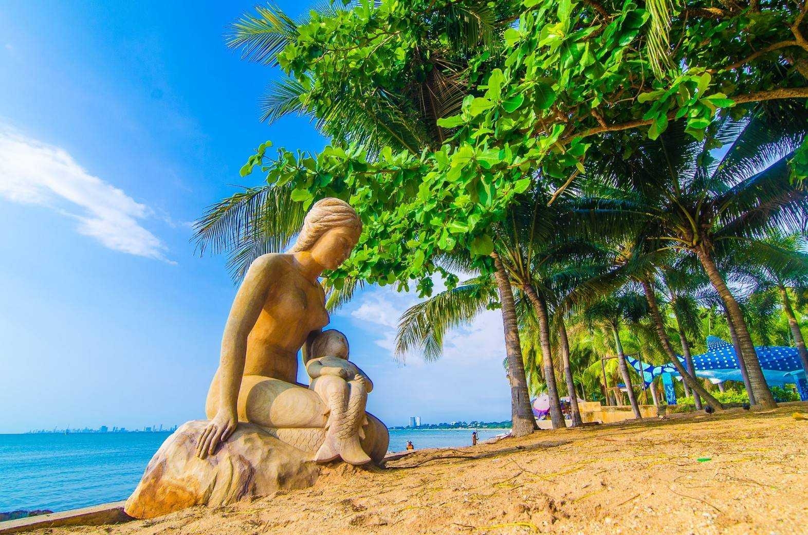 พระอาทิตย์ตก หาดสัตหีบ