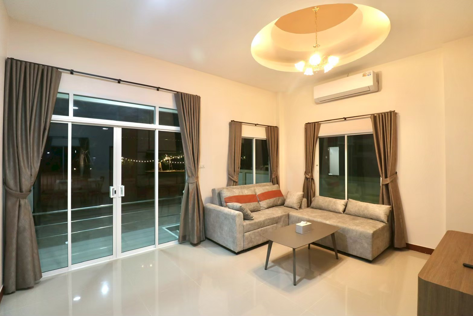 โรงแรมสัตหีบ ห้องครอบครัว รักแรกพบ รีสอร์ท